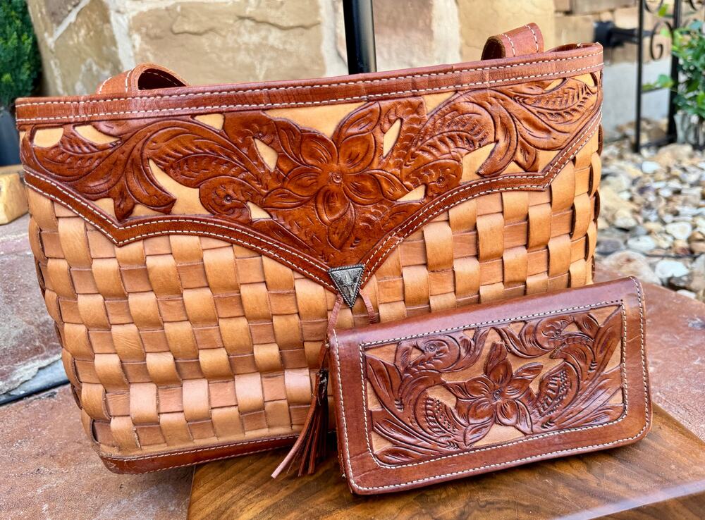 👜 American West Leather Western Tote Bag – Tooled Floral – Large Size